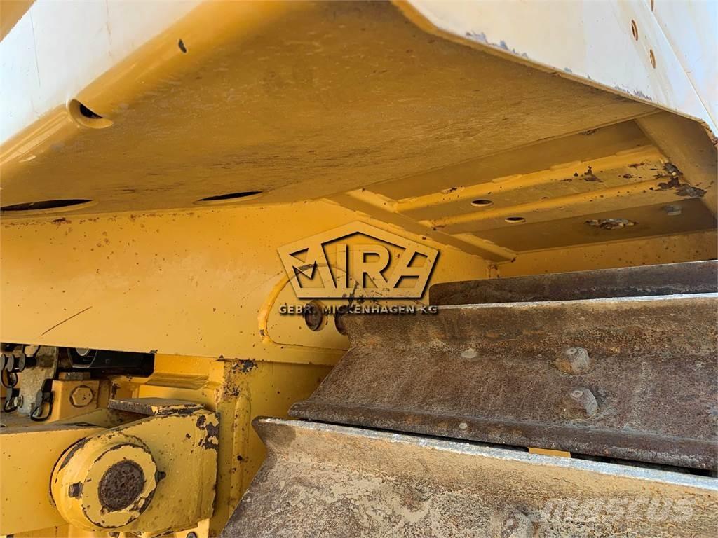 CAT D 6 T LGP Kāpurķēžu buldozeri