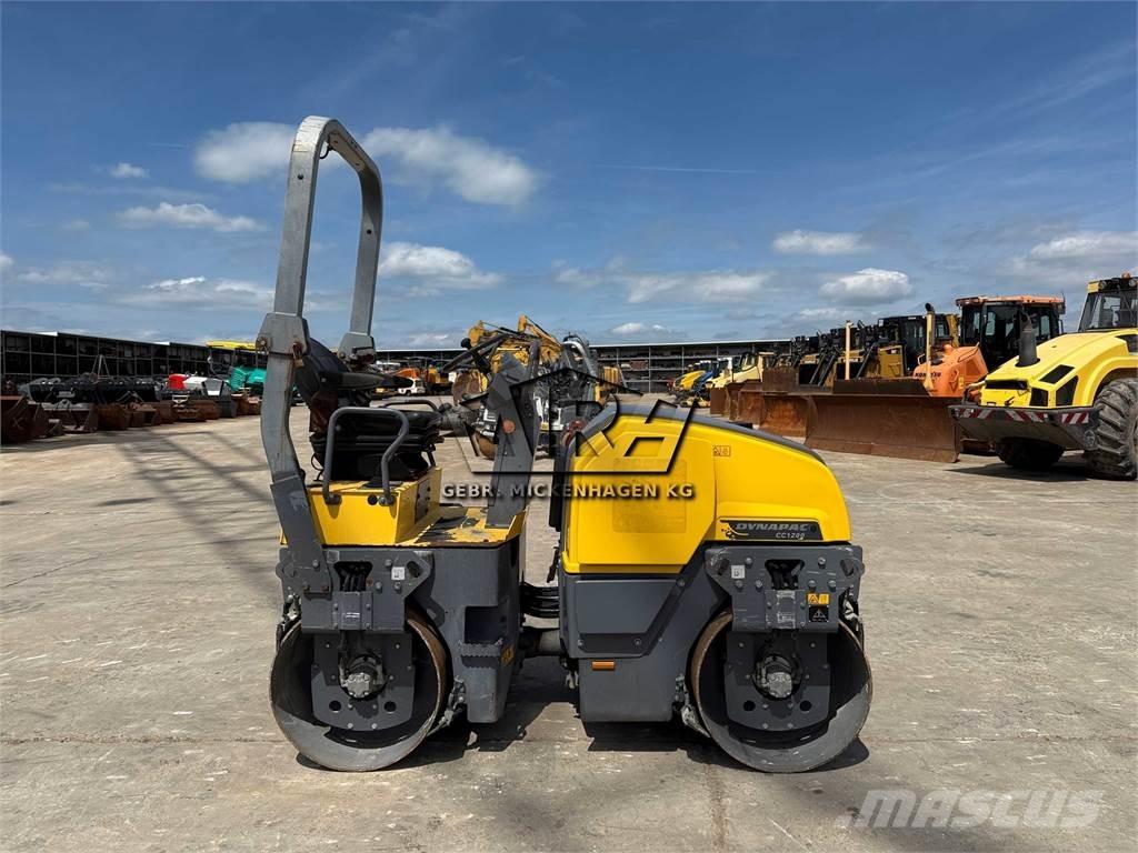 Dynapac CC1200 Divvalču grunts veltņi