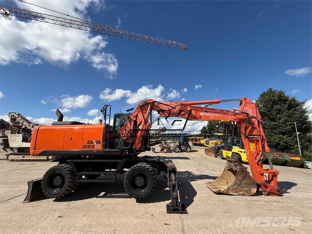 Hitachi ZX 220W-6 Ekskavatori uz riteņiem