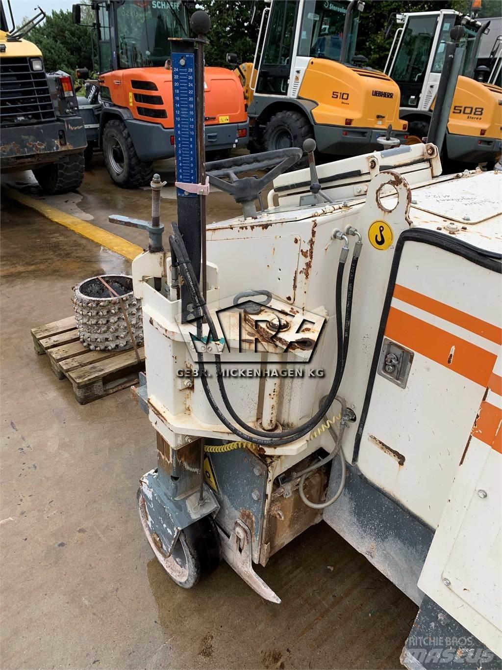 Wirtgen W 350 Asfalta dzesēšanas iekārtas