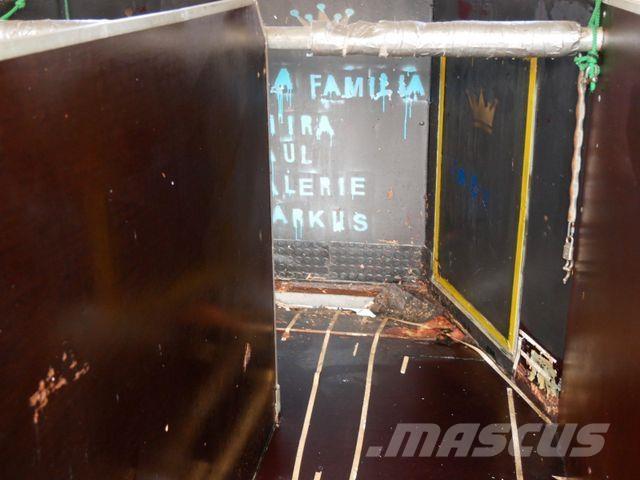  2 Pferde Dzīvnieku transportēšanas piekabes