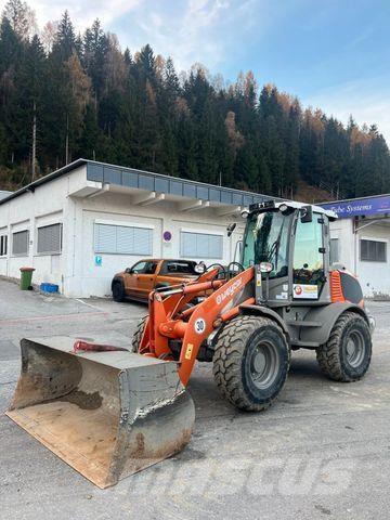 Atlas AR 480 Iekrāvēji uz riteņiem