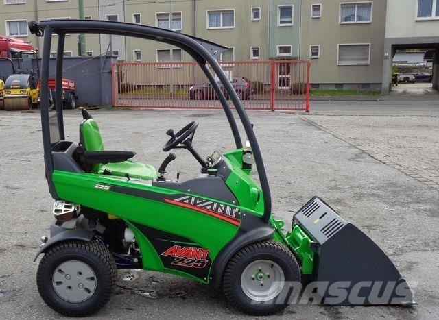 Avant Tecno 225 Iekrāvēji uz riteņiem