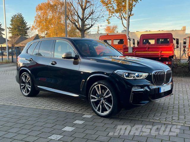 BMW X5 M50 d Vieglais kravas automobilis/izkraušana no sāniem