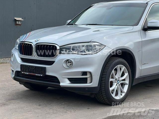 BMW X5 xDrive 30 d Vieglais kravas automobilis/izkraušana no sāniem