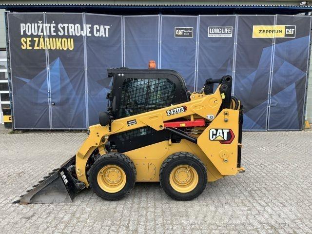 CAT 242D3 Būvniecība- Citi
