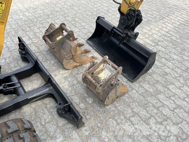 CAT 302 CR Būvniecība- Citi