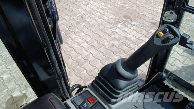 CAT 302 CR Būvniecība- Citi