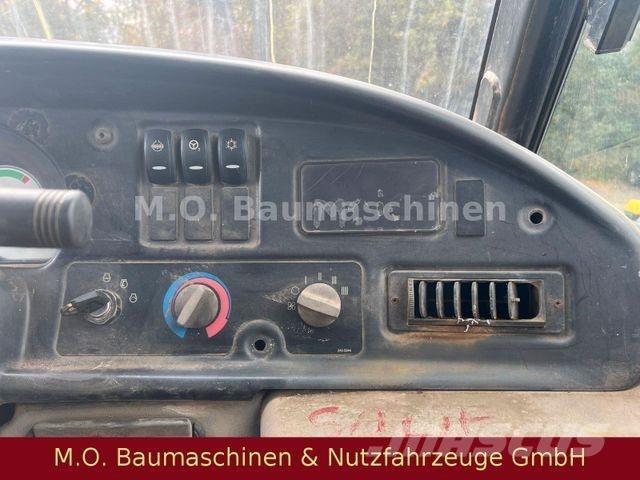 CAT 730 / Dumper / Artikulētie pašizgāzēji