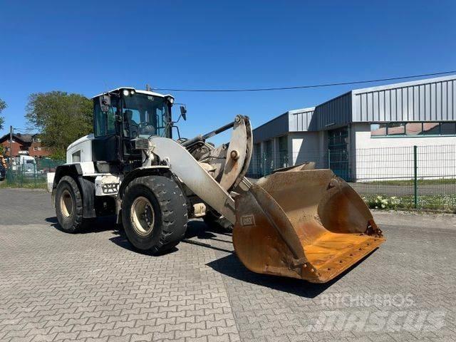 CAT 938 M / High Lift Iekrāvēji uz riteņiem