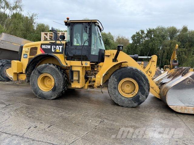 CAT 962 M Iekrāvēji uz riteņiem