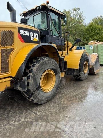 CAT 962 M Iekrāvēji uz riteņiem