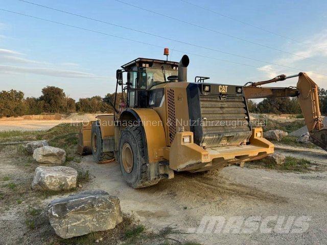 CAT 972K Iekrāvēji uz riteņiem