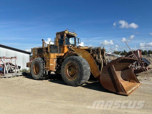 CAT 988 B Iekrāvēji uz riteņiem