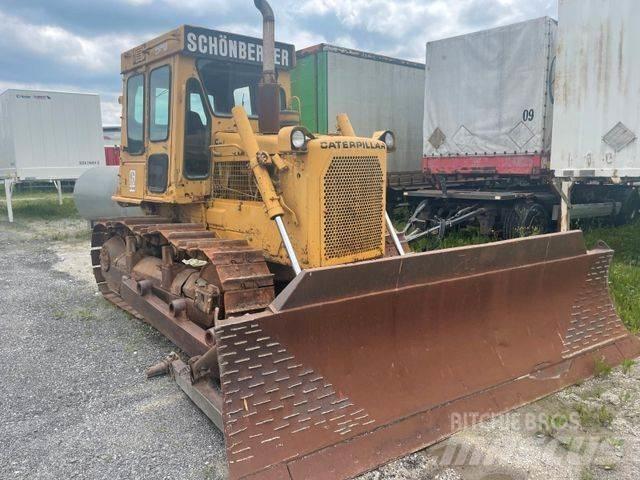 CAT D6D Kāpurķēžu buldozeri