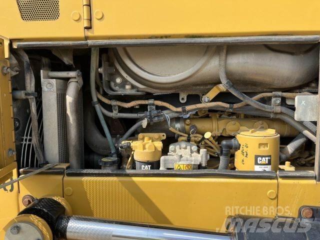 CAT D6N XL Būvniecība- Citi