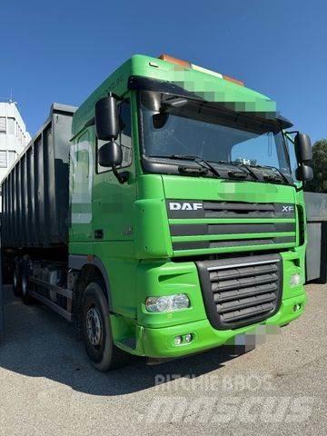 DAF FAS XF 105 Treileri ar āķi