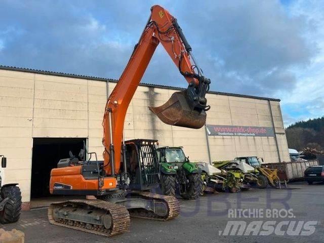 Doosan DX 225 LC-5 Kāpurķēžu ekskavatori