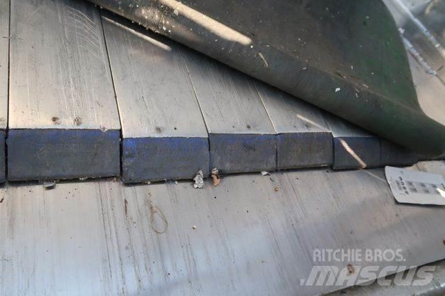 Fliegl SDS 350 Noslēgtās piekabes