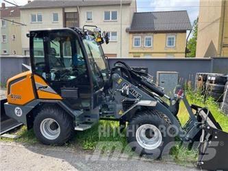 GiANT G3500 X-TRA Iekrāvēji uz riteņiem