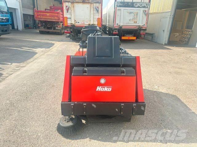 Hako JONAS 1100D Ielu tīrāmās mašīnas