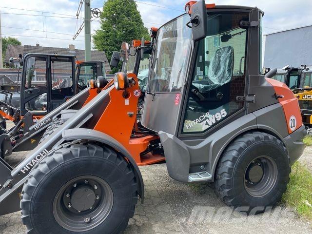 Hitachi ZW95-6-C Iekrāvēji uz riteņiem