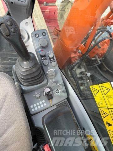 Hitachi ZX 210 LC Kāpurķēžu ekskavatori