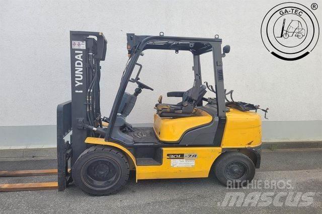 Hyundai 30L-7A LPG tehnika
