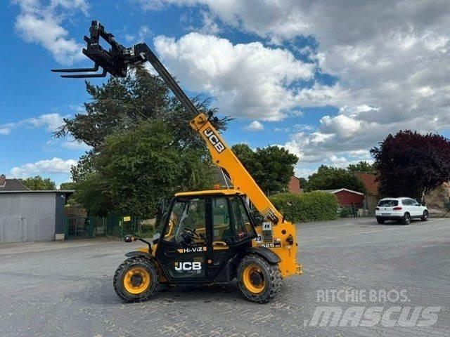 JCB 525-60 Teleskopiskie manipulatori