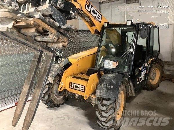 JCB 525-60 TS Teleskopiskie manipulatori