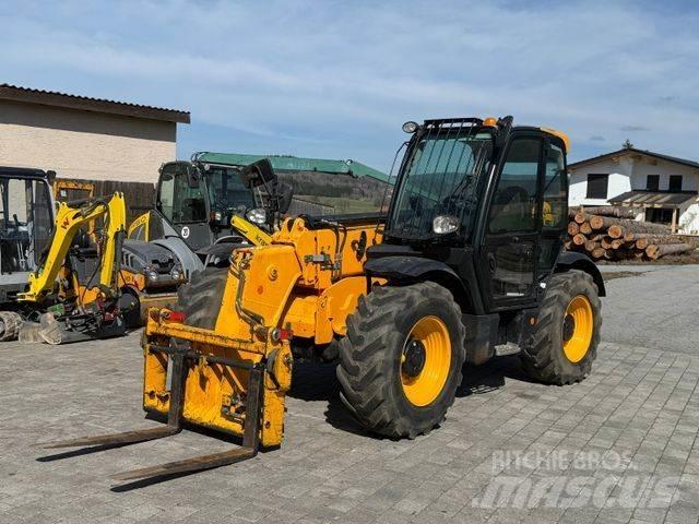 JCB 535-95 Teleskopiskie manipulatori