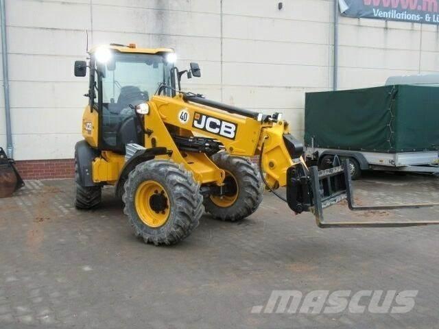 JCB TM220 Agri Frontālie iekrāvēji un ekskavatori