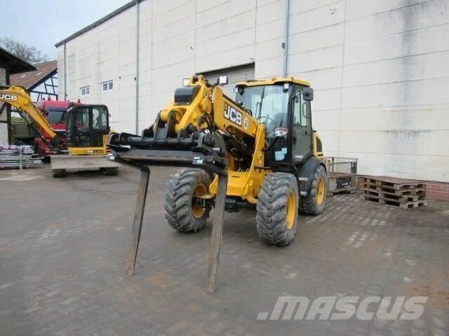 JCB TM220 Agri Frontālie iekrāvēji un ekskavatori