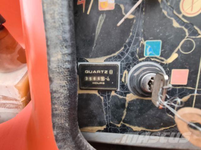 JLG 450 AJ - Strēles pacēlāji