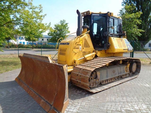 Komatsu D61 PX-24 Kāpurķēžu buldozeri