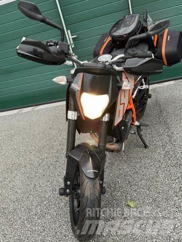 KTM 690 DUKE Citi