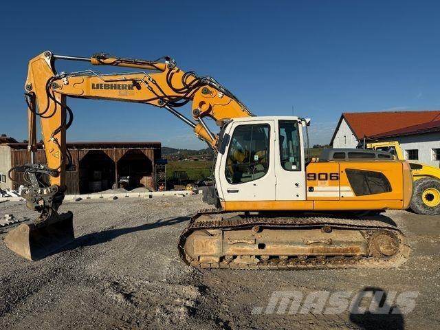 Liebherr R 906 LC Kāpurķēžu ekskavatori