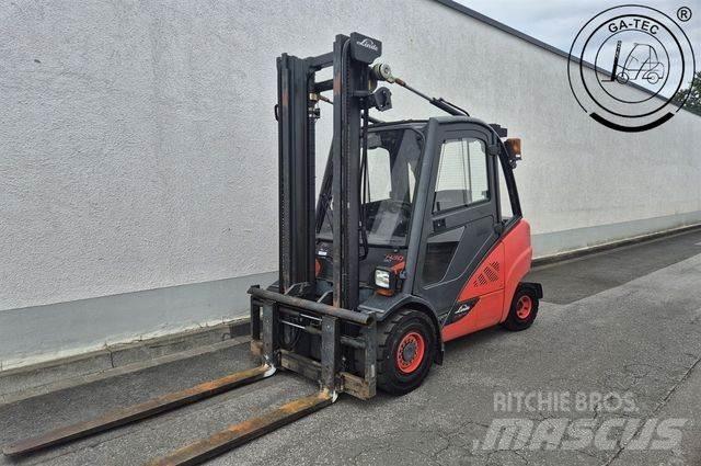 Linde H30D Tehnika ar dīzeļa dzinēju