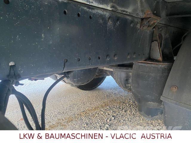 MAN TGL 12.240 Tents