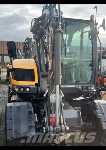 Mecalac 7 MWR Ekskavatori uz riteņiem