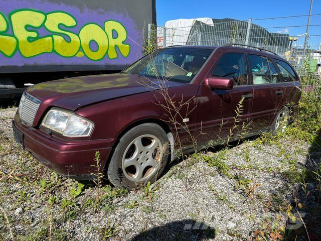Mercedes-Benz 200 Automašīnas