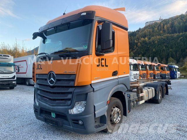 Mercedes-Benz 2542 Šasija ar kabīni