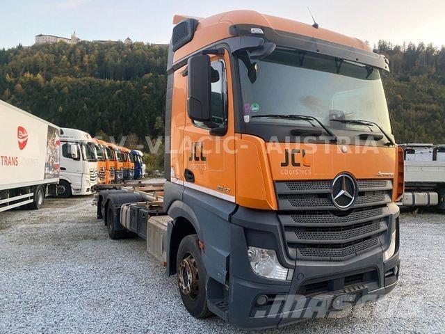Mercedes-Benz 2542 Šasija ar kabīni