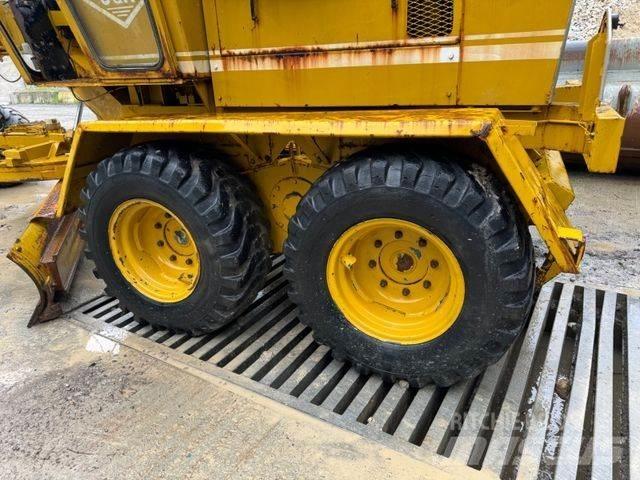 O&K O&amp;K GRADER Asfalta klājēji