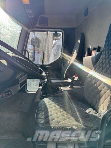 Renault Midlum 180 Autocisterna