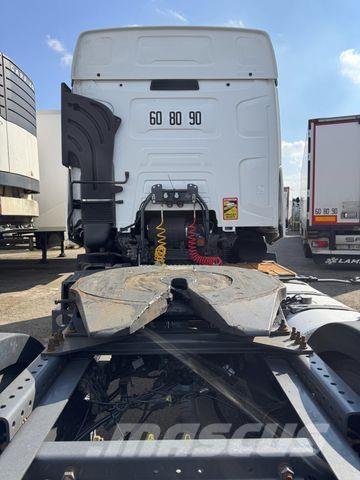 Renault T430 Vilcēji