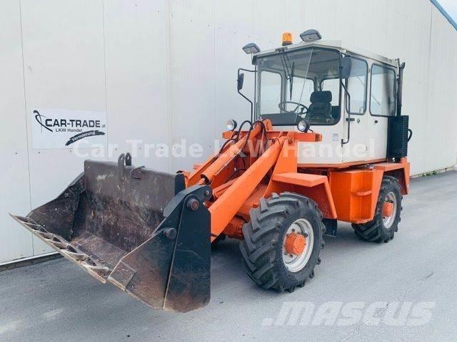 Schaeff SKB 902 Ekskavatori-iekrāvēji