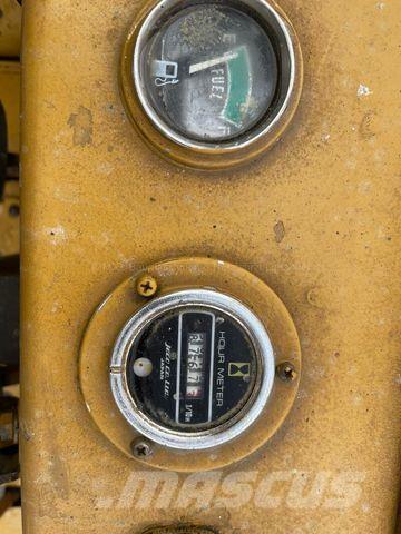 TCM FD 25 Z 4 Tehnika ar dīzeļa dzinēju