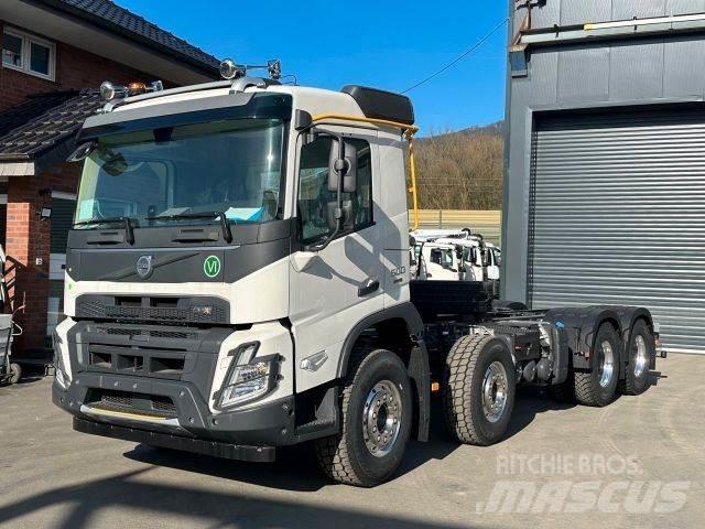 Volvo FMX 500 8x4 Šasija ar kabīni