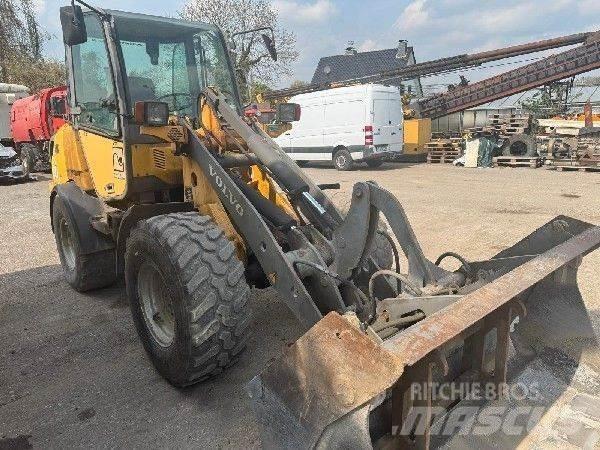 Volvo L25b Iekrāvēji uz riteņiem